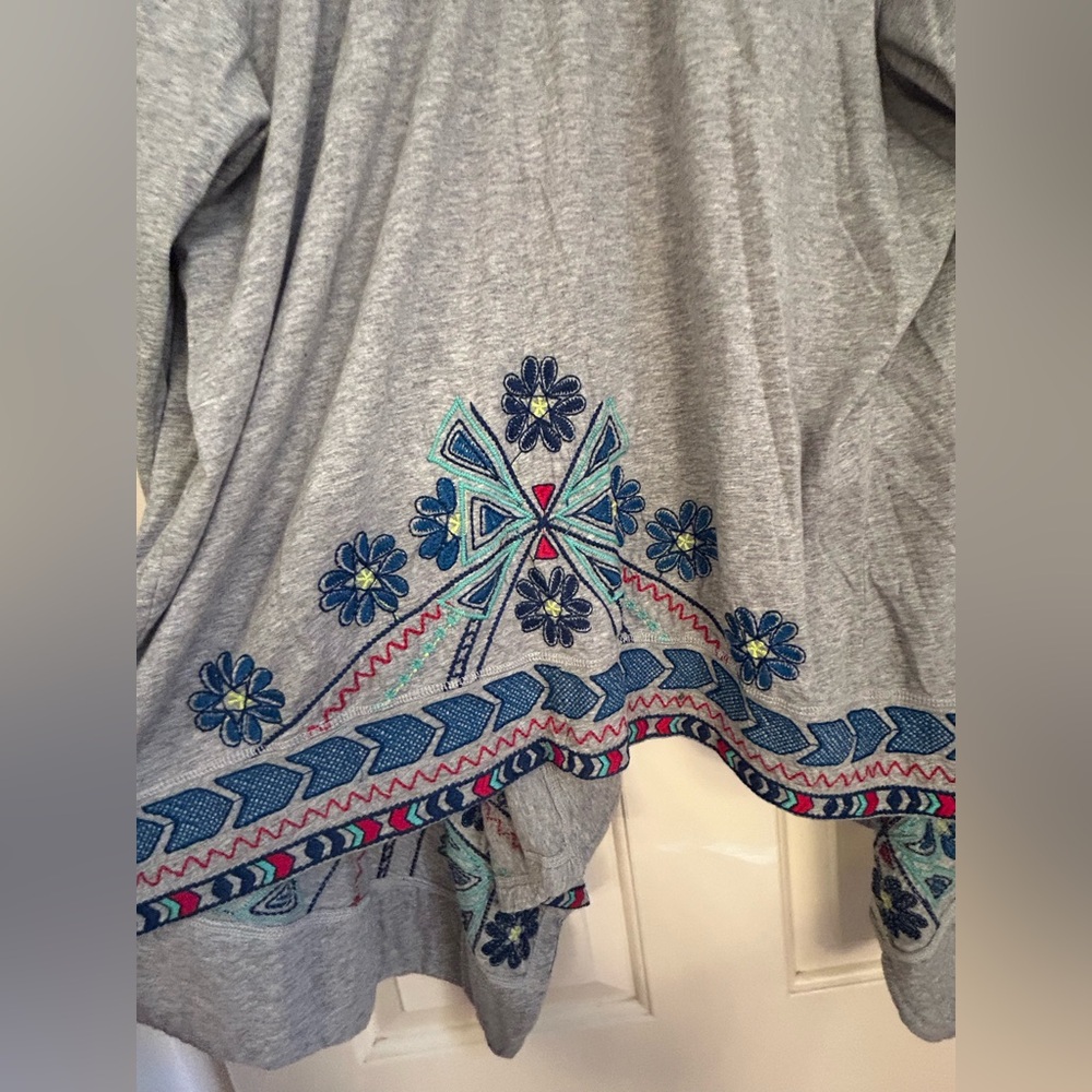 Johnny Was Open Front Cardigan XL Gray Blue Embroidery Southwestern Cotton Boho - Picture 5 of 5